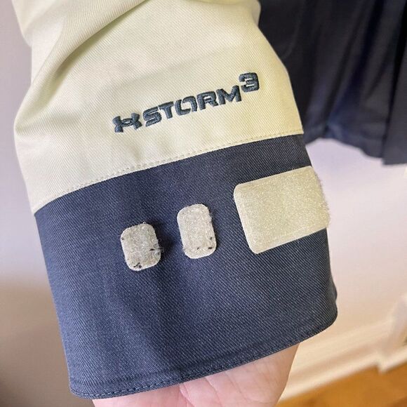 Under Armour Storm 3 Infrared Two Tone Snowboarding Jacket 1259510 - Picture 11 of 15